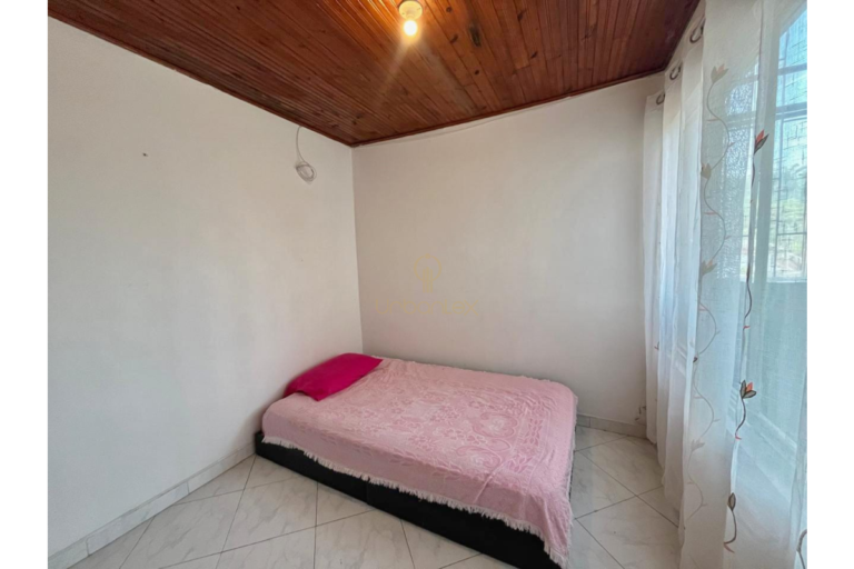 UrbanLex vende casa-Villeta, área 112m2 $260Millones