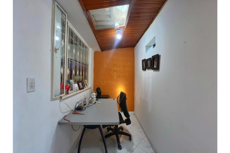 UrbanLex vende casa-Villeta, área 112m2 $260Millones