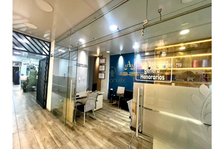 UrbanLex Arrienda Local Edificio-Centro Villeta, área 20m2 $ 1.350.000