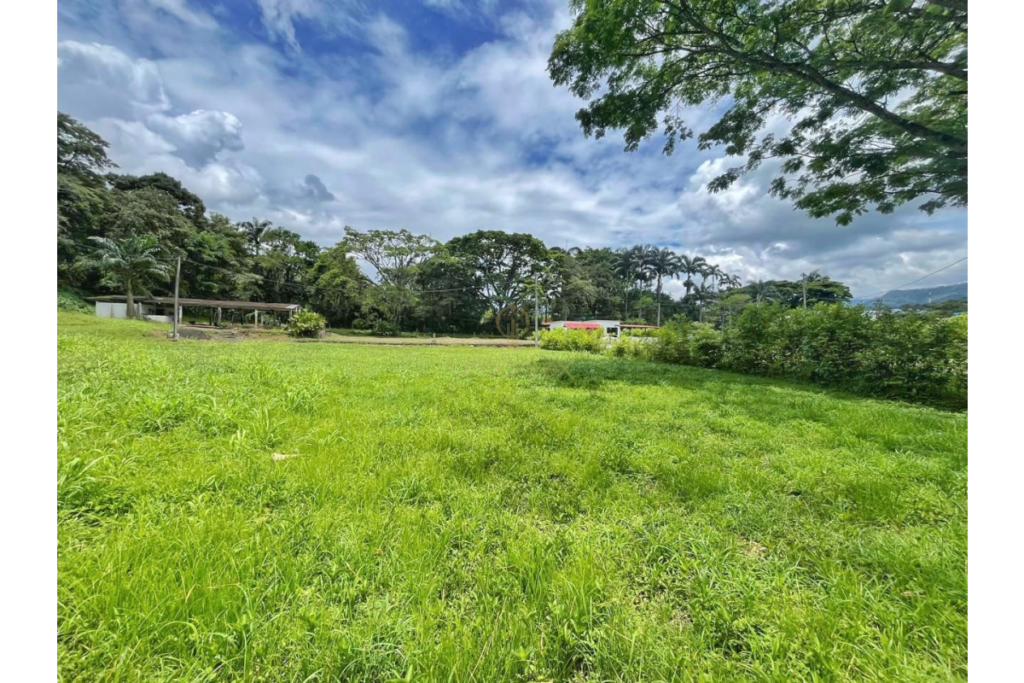 UrbanLex vende lote conjunto campestre área 712m2 $250Millones