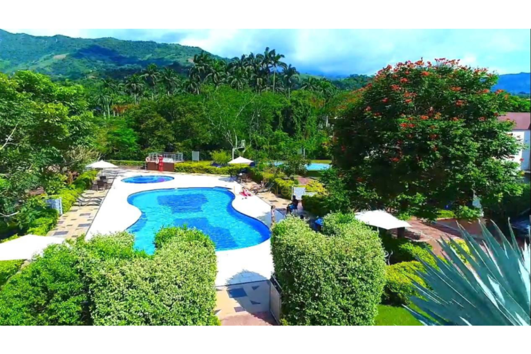UrbanLex vende apartamento condominio-Villeta, área 55m2 $405Millones