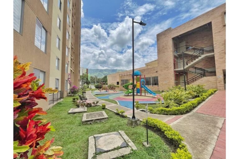 UrbanLex vende apartamento conjunto, área 57m2 $260Millones