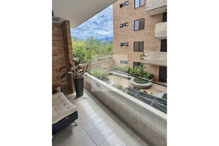 UrbanLex vende apartamento, área 83m2 $530Millones