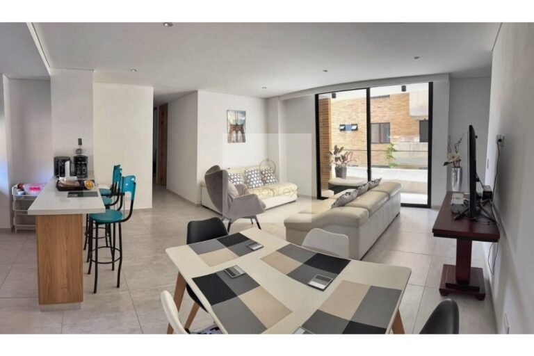 UrbanLex vende apartamento, área 83m2 $530Millones