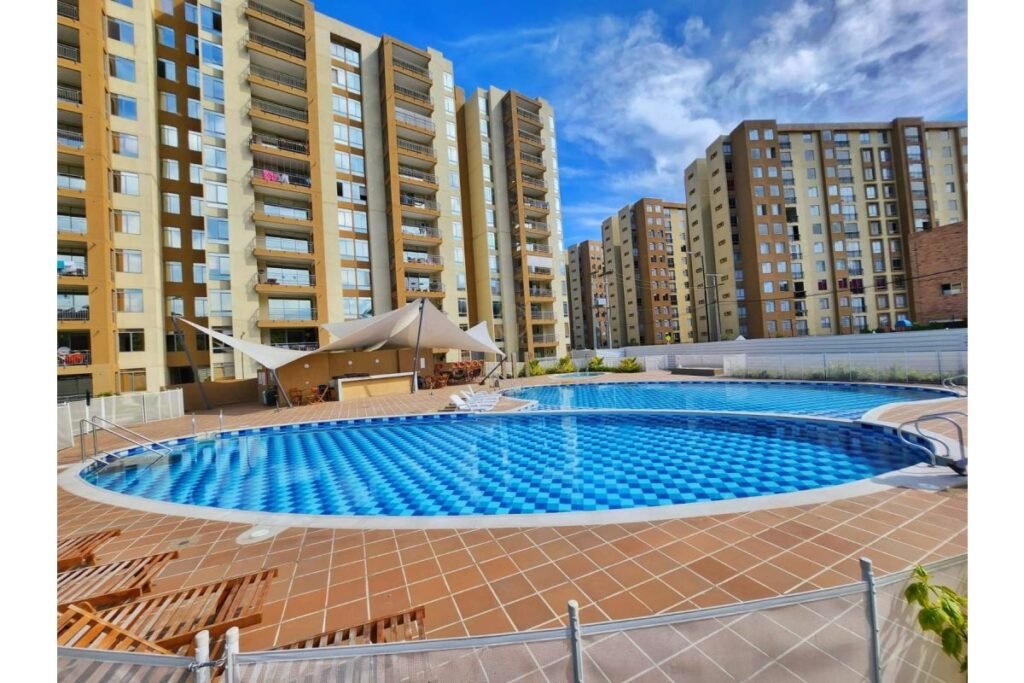 UrbanLex vende apartamento conjunto, área 83m2 $460Millones