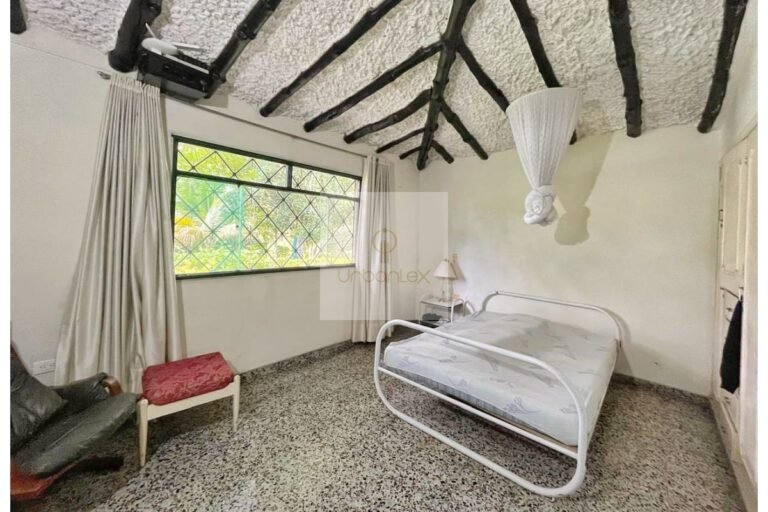 UrbanLex vende finca vacacional, área 32.000m2 $1.700Millones