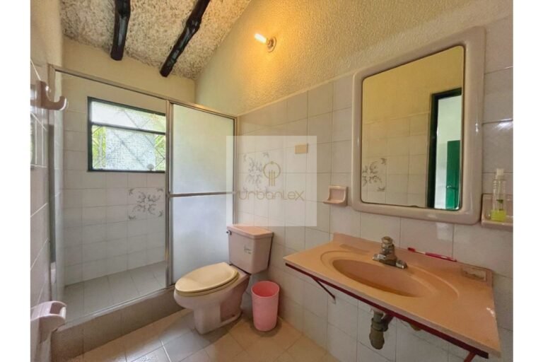 UrbanLex vende finca vacacional, área 32.000m2 $1.700Millones