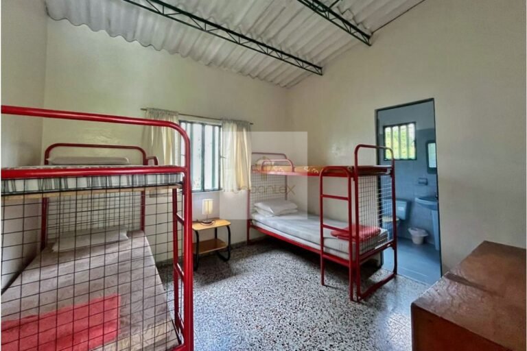 UrbanLex vende finca vacacional, área 32.000m2 $1.700Millones