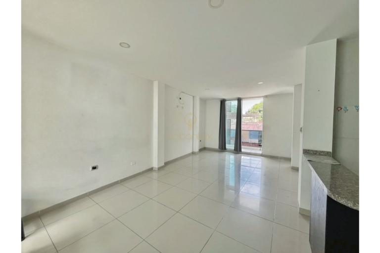UrbanLex vende casa-Villeta, área 216m2 $420Millones