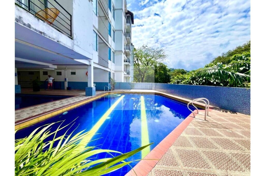 Vende apartamento Villeta, UrbanLex área 71m2 $320Millones