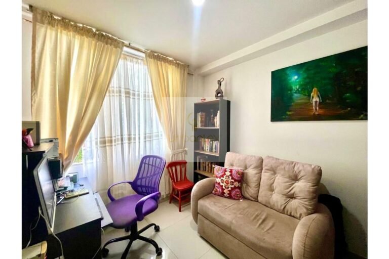 Vende apartamento Villeta, UrbanLex área 71m2 $320Millones