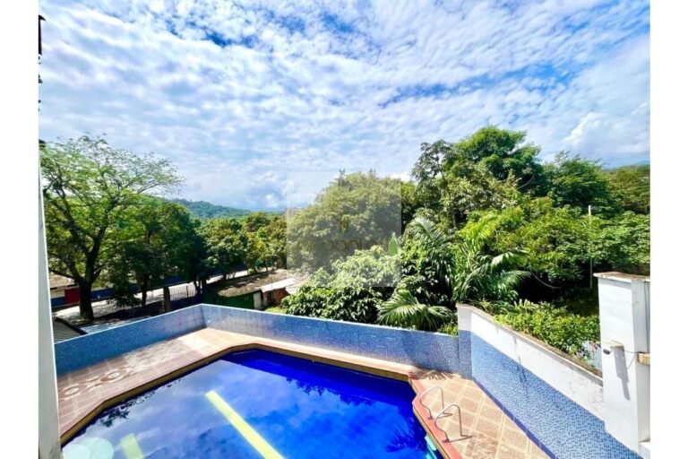 Vende apartamento amoblado Villeta, UrbanLex área 52m2 $280Millones