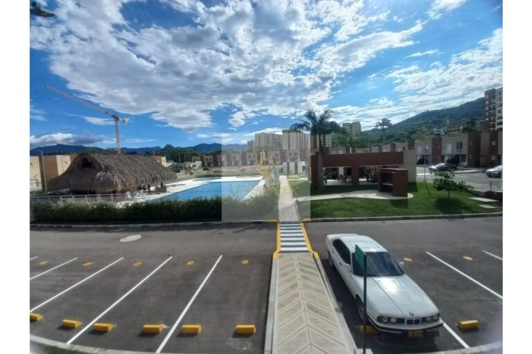 UrbanLex vende casa conjunto-Villeta, área 70m2 $350Millones