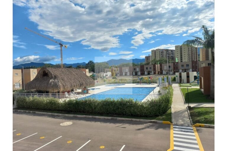 UrbanLex vende casa conjunto-Villeta, área 70m2 $350Millones