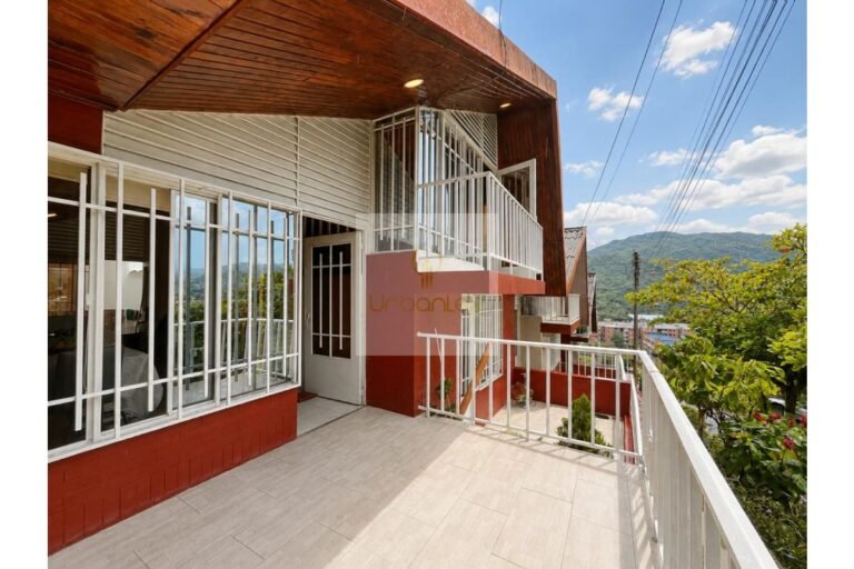 Vende casa Villeta, UrbanLex área 137m2 $280Millones