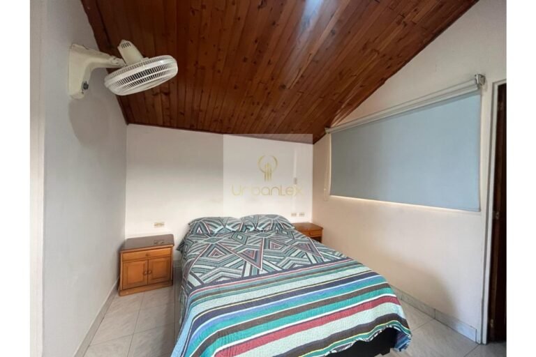 Vende casa Villeta, UrbanLex área 137m2 $280Millones