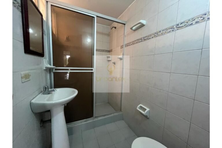 Vende casa Villeta, UrbanLex área 137m2 $280Millones