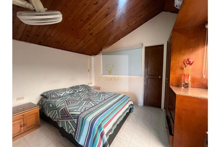 Vende casa Villeta, UrbanLex área 137m2 $280Millones