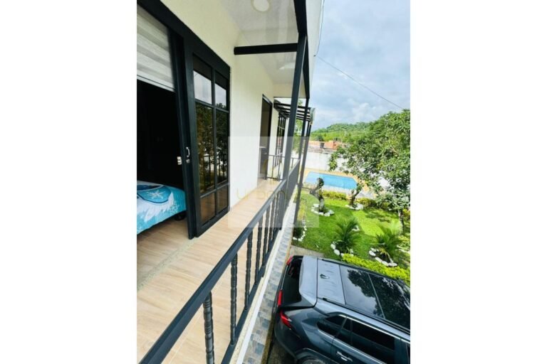 Vende casa campestre Villeta, UrbanLex área 640m2 $1.100Millones