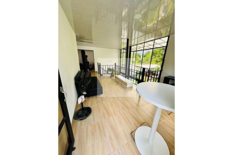 Vende casa campestre Villeta, UrbanLex área 640m2 $1.100Millones