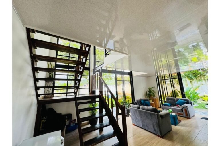 Vende casa campestre Villeta, UrbanLex área 640m2 $1.100Millones