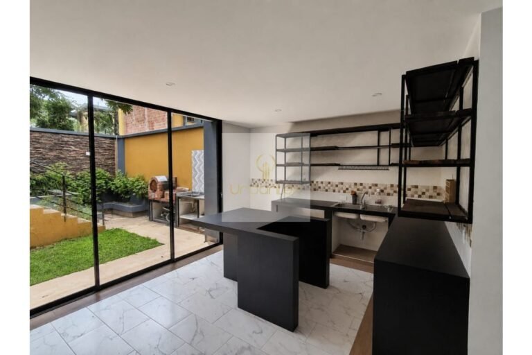 Vende casa Villeta, UrbanLex área 160m2 $580Millones