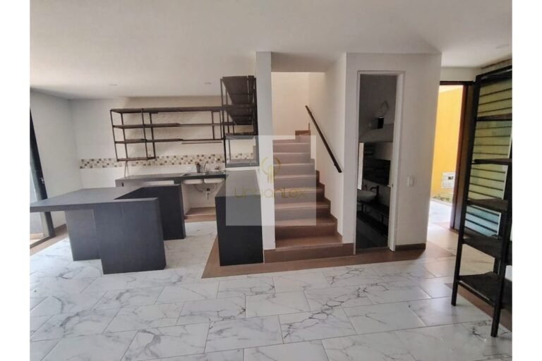 Vende casa Villeta, UrbanLex área 160m2 $580Millones