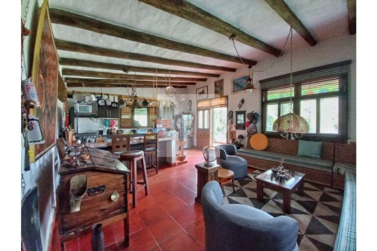 UrbanLex vende finca-Villeta, área 10.000m2 $1.000Millones