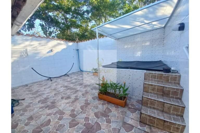 Vende casa campestre Villeta, UrbanLex área 2.460m2 $450Millones