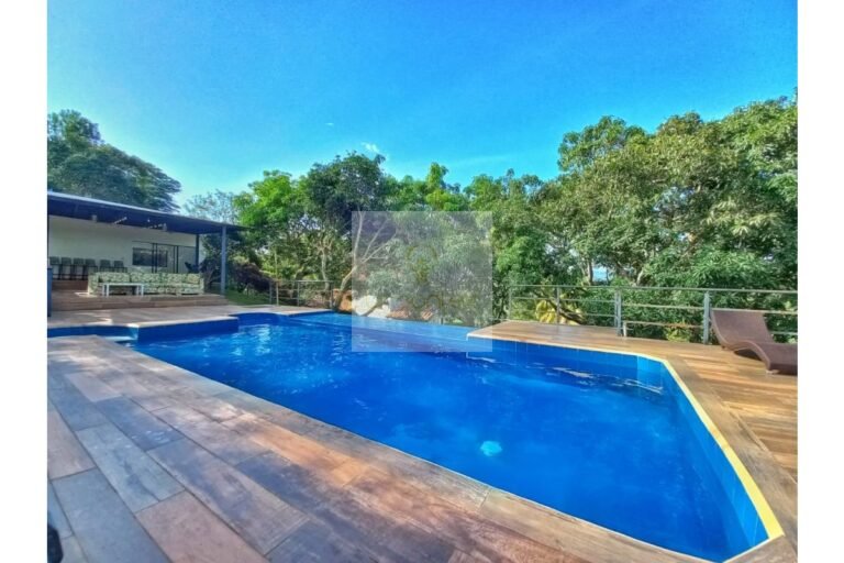 Vende casa campestre Villeta, UrbanLex área 3.023m2 $1.100Millones