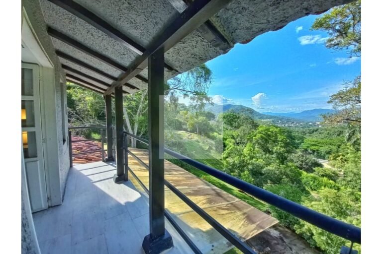 Vende casa campestre Villeta, UrbanLex área 3.023m2 $1.100Millones
