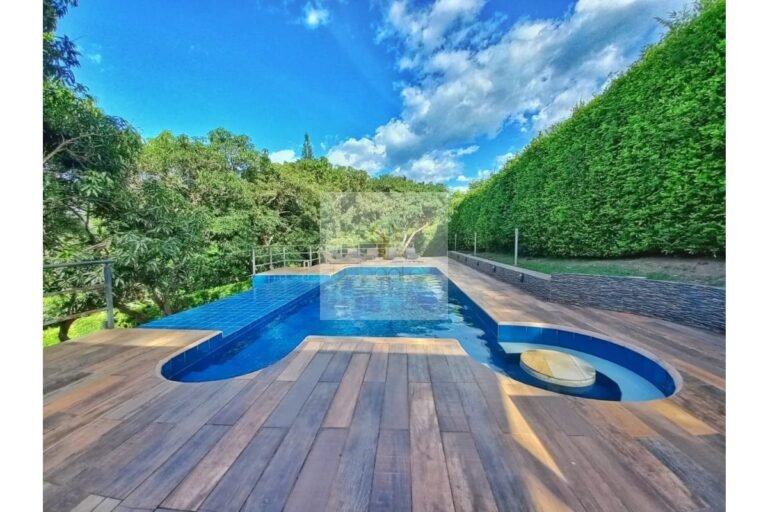 Vende casa campestre Villeta, UrbanLex área 3.023m2 $1.100Millones
