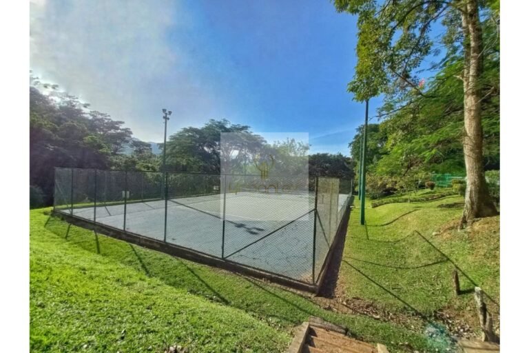 Vende casa campestre Villeta, UrbanLex área 3.023m2 $1.100Millones