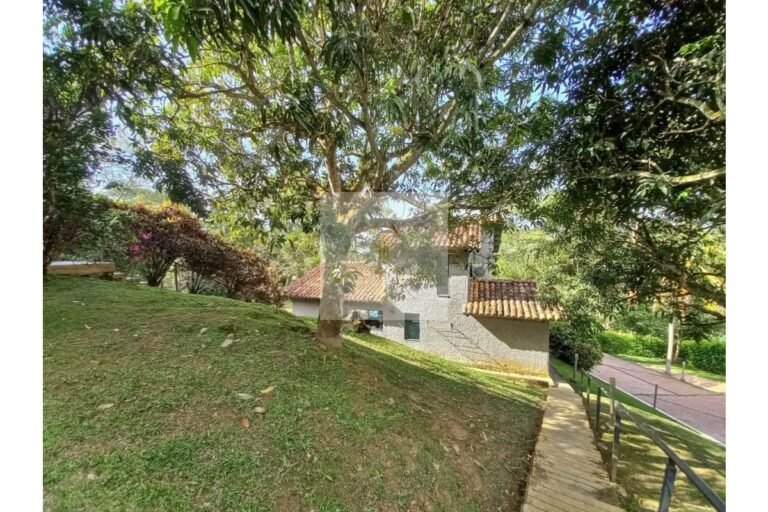 Vende casa campestre Villeta, UrbanLex área 3.023m2 $1.100Millones