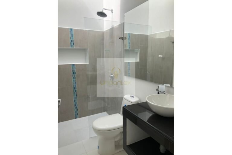 Vende casa Villeta, UrbanLex área 167m2 $640Millones