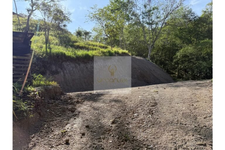 Vende lote Villeta, UrbanLex área 2243m2 $300Millones