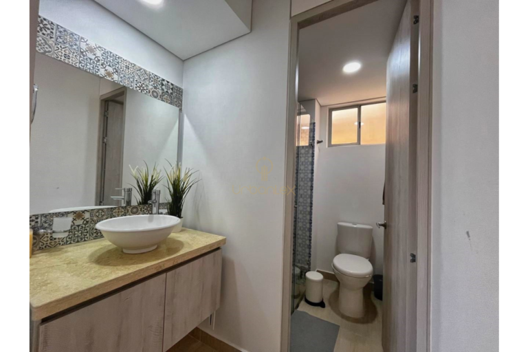 UrbanLex arrienda Apartamento en Conjunto Residencial, área 82M2 $ 2.700.000