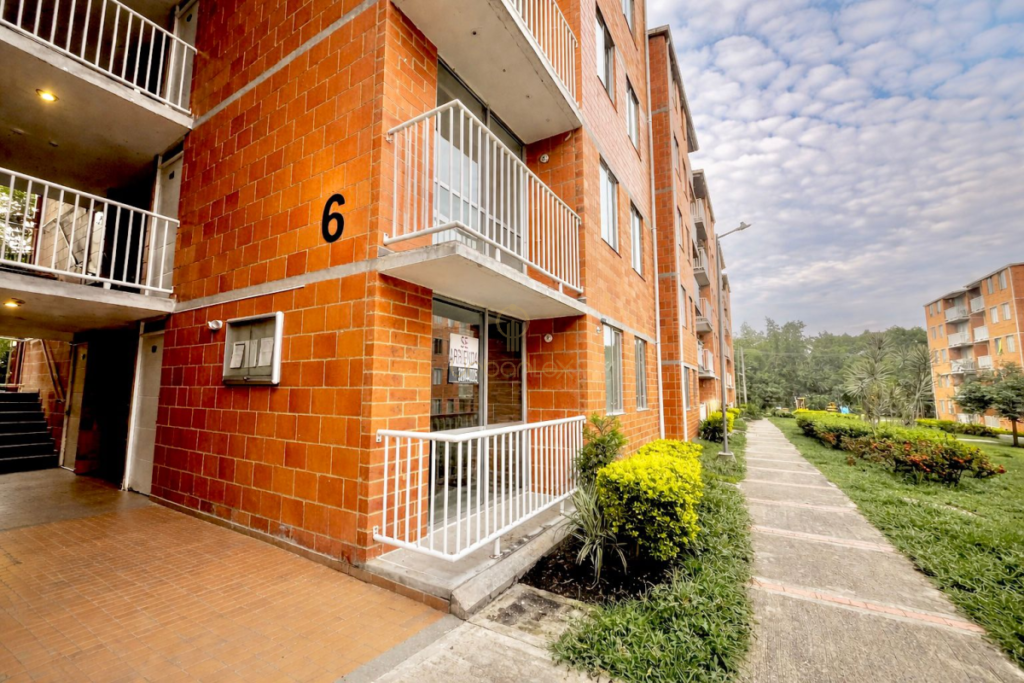 UrbanLex arrienda apartamento en conjunto Villa Crisly- Villeta $850.000