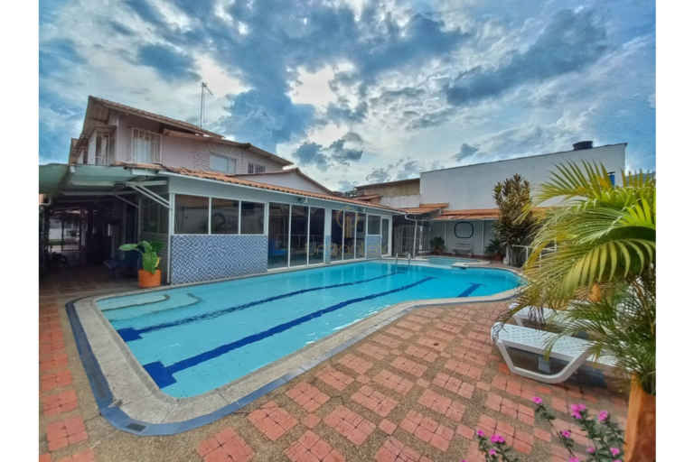UrbanLex vende casa vacacional, área 788m2 $1.500Millones