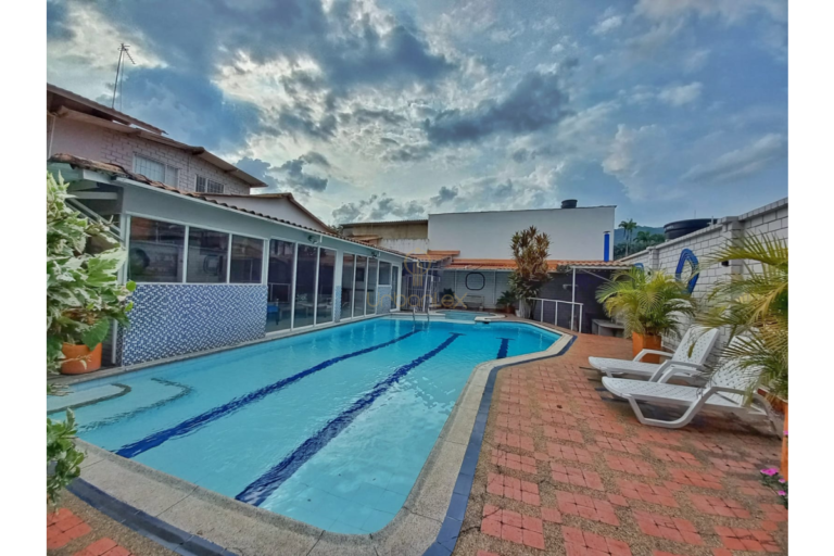 UrbanLex vende casa vacacional, área 788m2 $1.500Millones