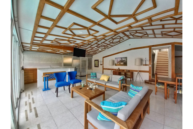 UrbanLex vende casa vacacional, área 788m2 $1.500Millones