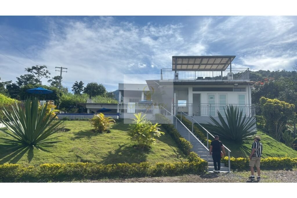 Vende Hotel Villeta, UrbanLex área 4.523m2 $3.500 Millones