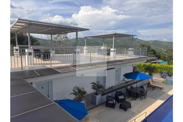 Vende Hotel Villeta, UrbanLex área 4.523m2 $3.500 Millones