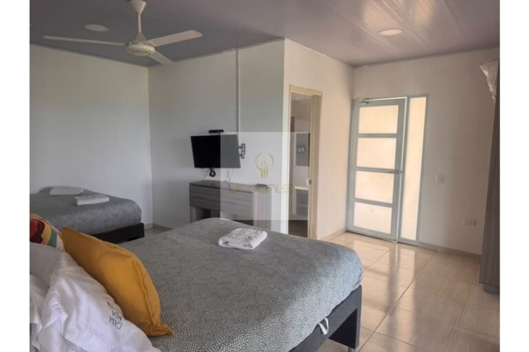 Vende Hotel Villeta, UrbanLex área 4.523m2 $3.500 Millones