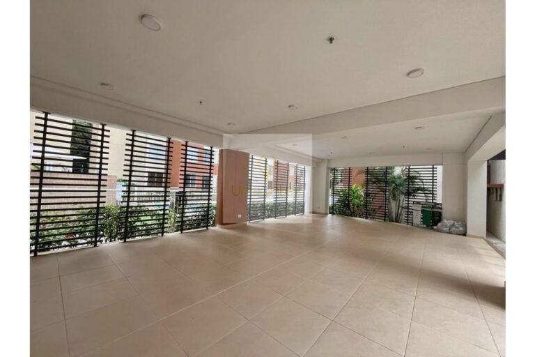 Vende apartamento amoblado Villeta, UrbanLex área 45m2 $235Millones