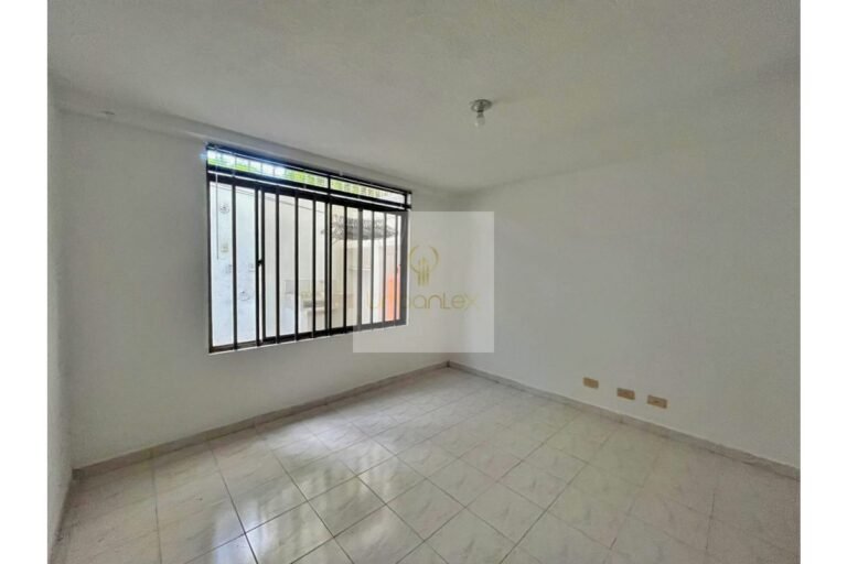 Vende casa en unidad residencial Villeta, UrbanLex área 128m2 $720Millones