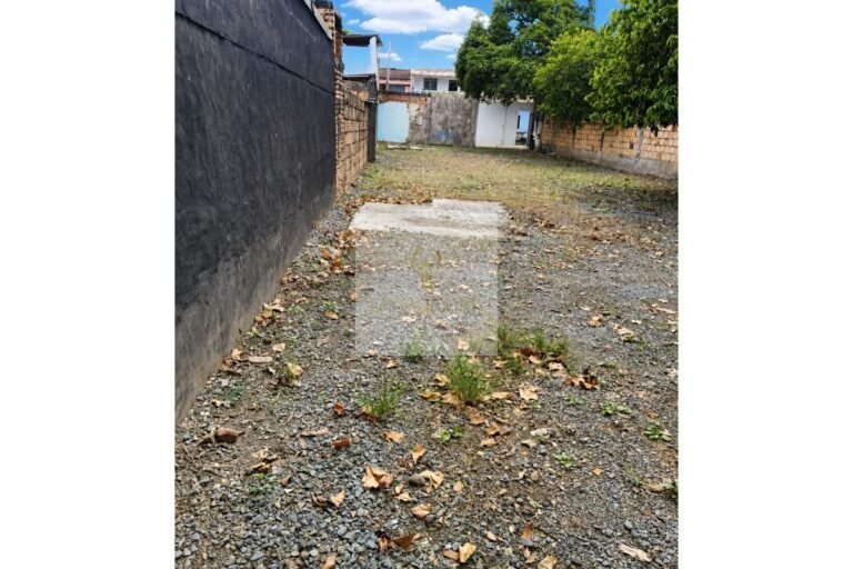 Vende lote urbano Villeta, UrbanLex área 350m2 $450Millones
