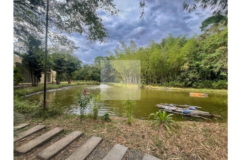 Vende lote condominio Villeta, UrbanLex área 431m2 $550Millones