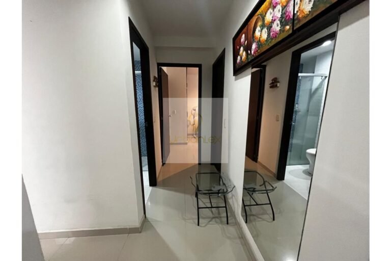Vende apartamento amoblado Villeta, UrbanLex área 52m2 $280Millones