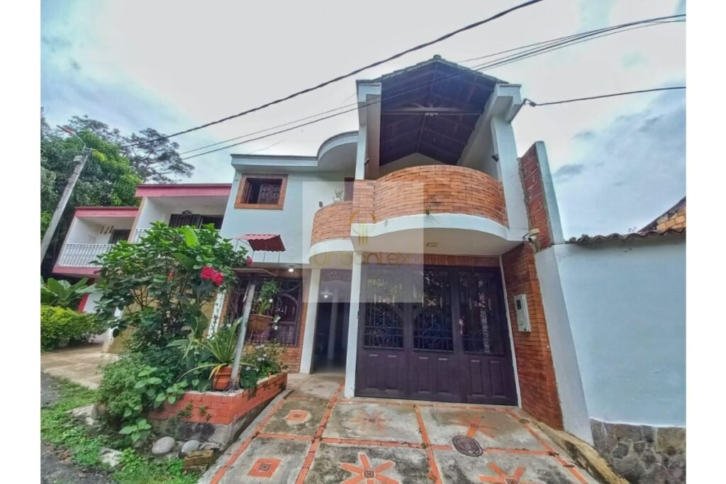 Vende casa Villeta, UrbanLex área 210m2 $700Millones